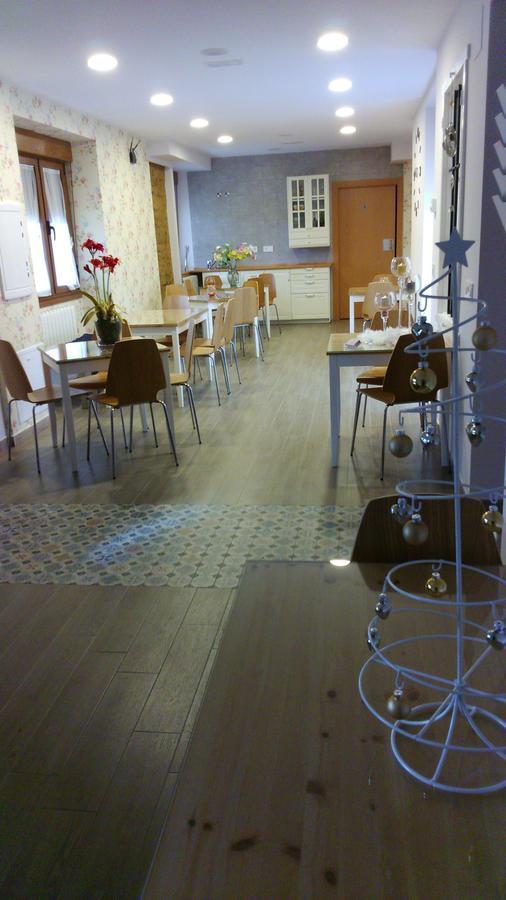 La Casa De Los Soportales Mansilla de las Mulas Eksteriør bilde