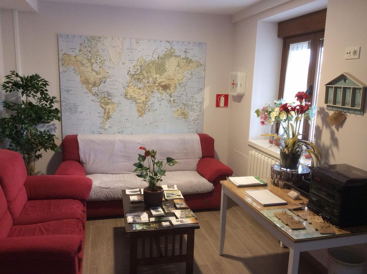 La Casa De Los Soportales Mansilla de las Mulas Eksteriør bilde