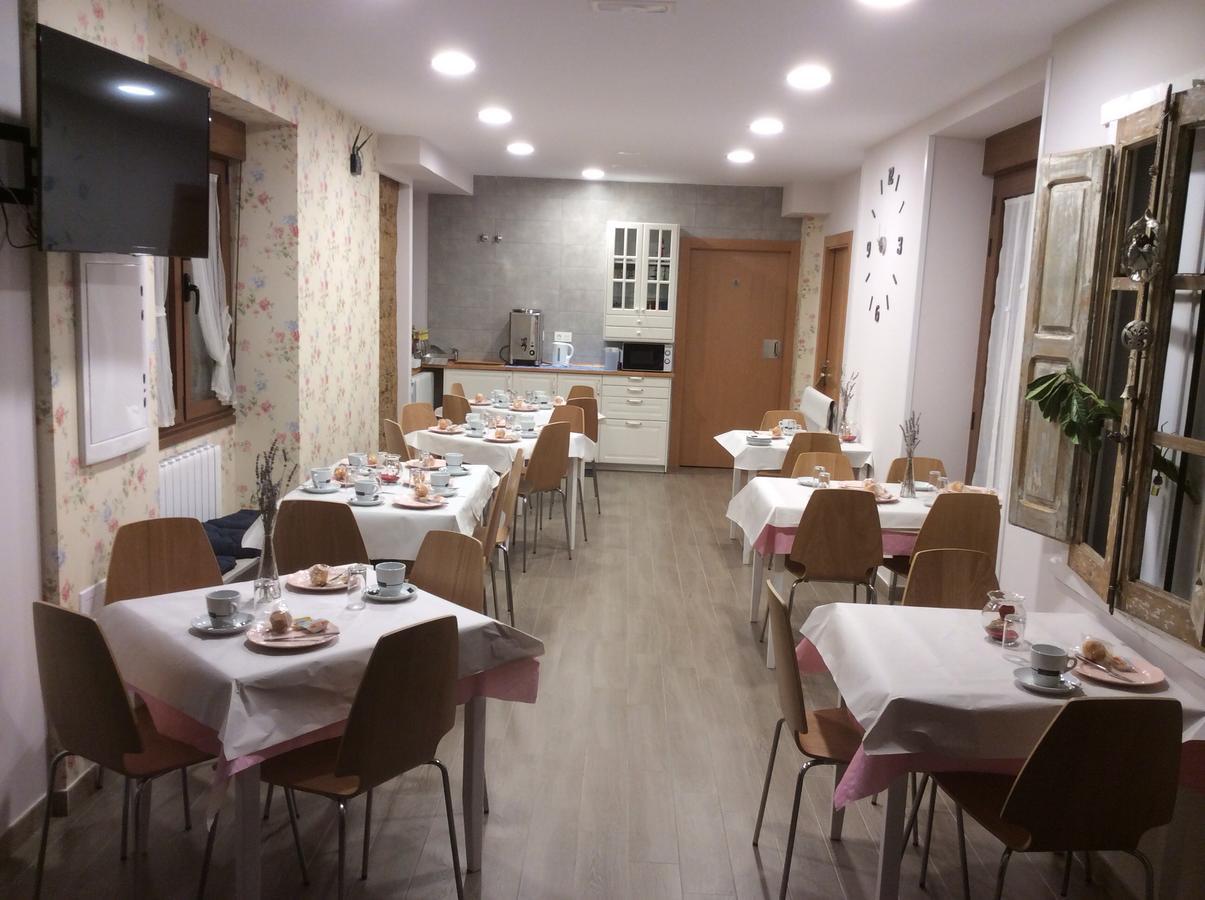 La Casa De Los Soportales Mansilla de las Mulas Eksteriør bilde